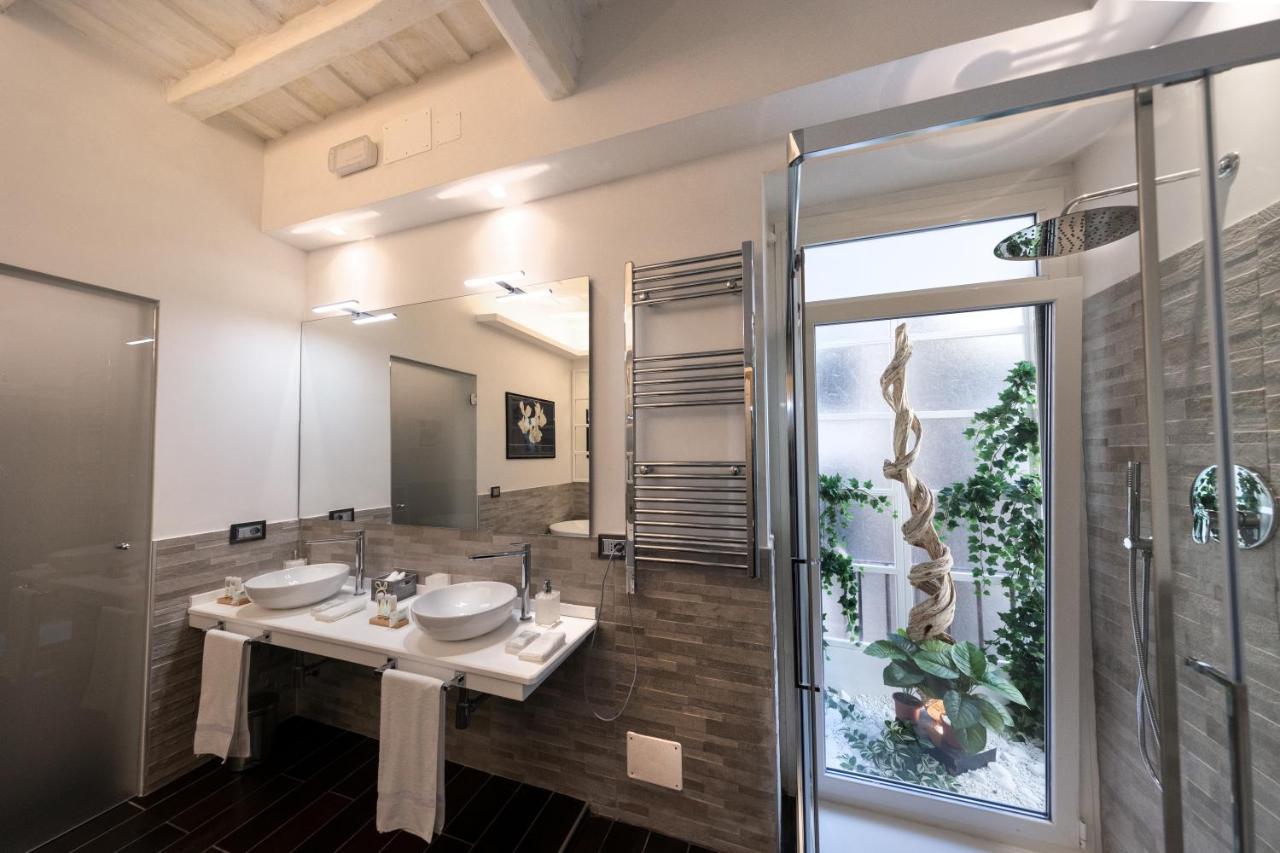 Barcaccia Luxury Suites Roma Exterior foto
